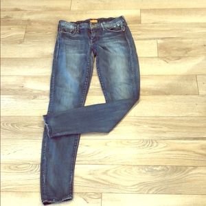 Mother distressed jeans size 28
